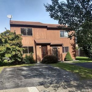 75 Sterling Pl, Highland, NY, 12528
