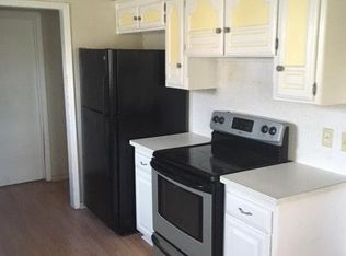 613 Holly Hill Rd, Edmond, OK 73003