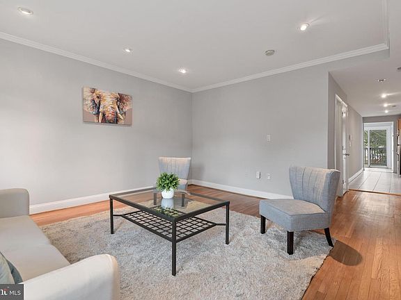 3rd image of 420 Evarts St NE APT 3