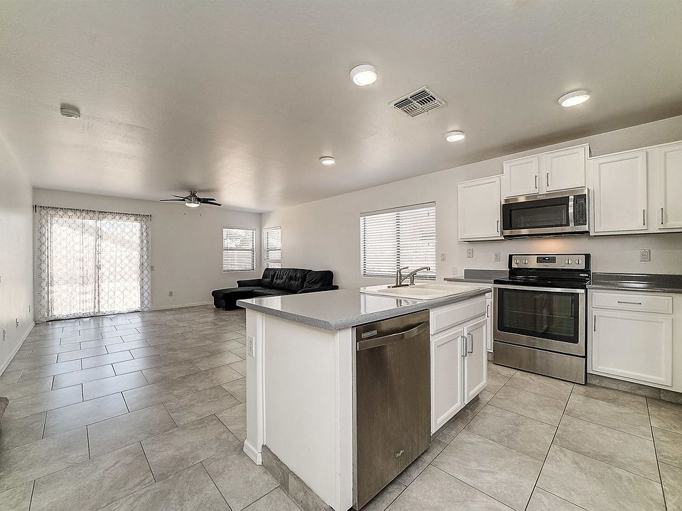 1st image of 43328 W Elizabeth Ave