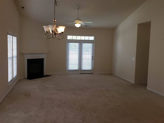 4th image of 5971 Hollow Wood Ct
