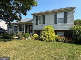 170 Abbotts Dr, Abbottstown, PA 17301