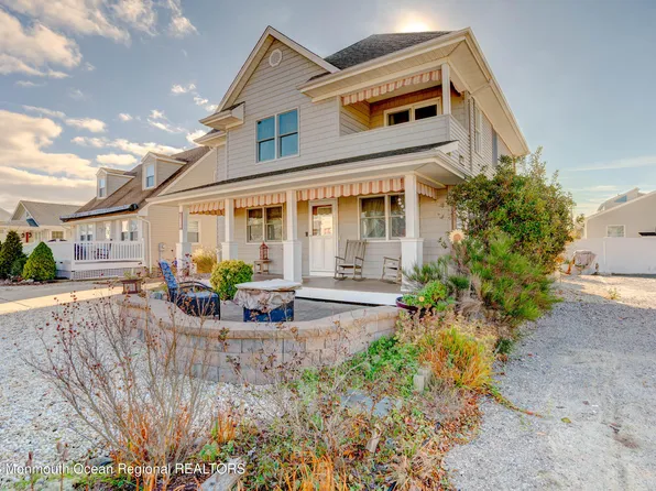 313 Roberts Avenue, Seaside Park, NJ 08752