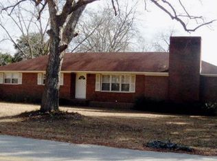 105 Waters St, Brooklet, GA 30415