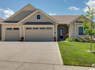 317 Stoneridge Ct, Lawrence, KS 66049