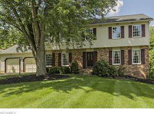 32357 Springside Ln, Solon, OH 44139