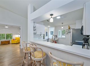 935 New Waterford Dr APT 204, Naples, FL 34104