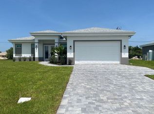 1714 Nelson Rd N, Cape Coral, FL 33993