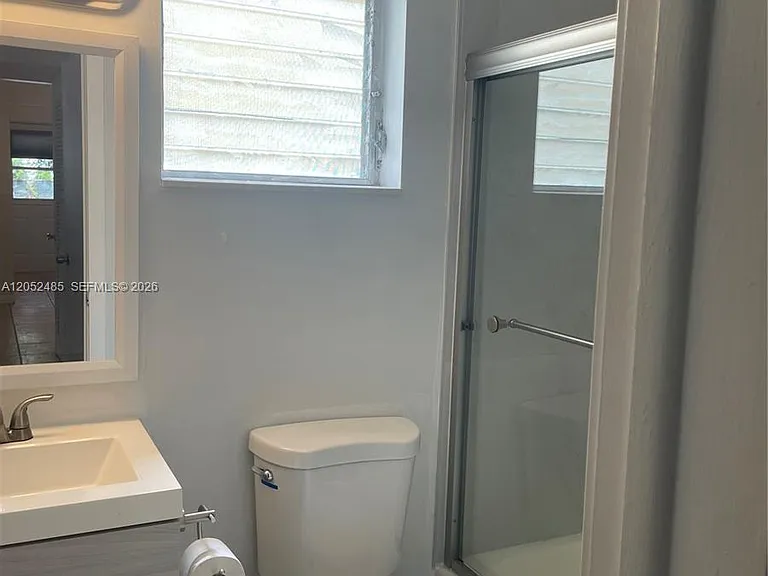 1830 Cleveland St #2 — Photo 5