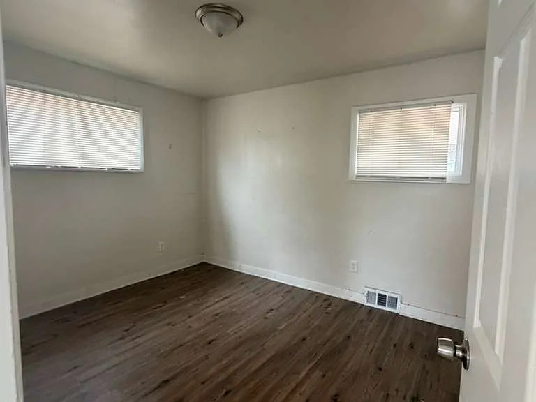 15168 Evergreen Rd #15170 — Photo 8