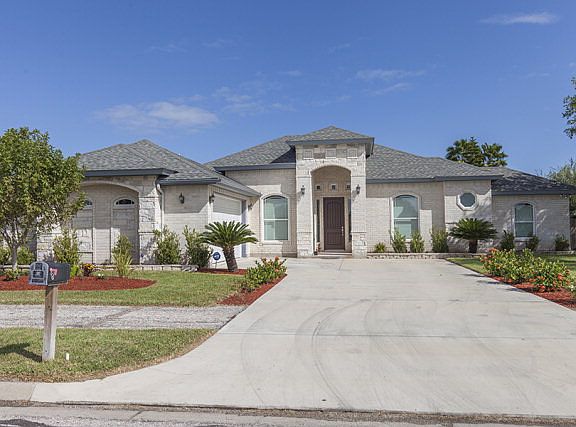 2nd image of 8 Whooping Crane Dr