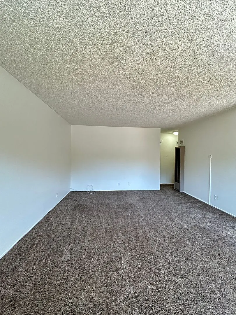 Downtown Ojai Duplex for Rent — Photo 3