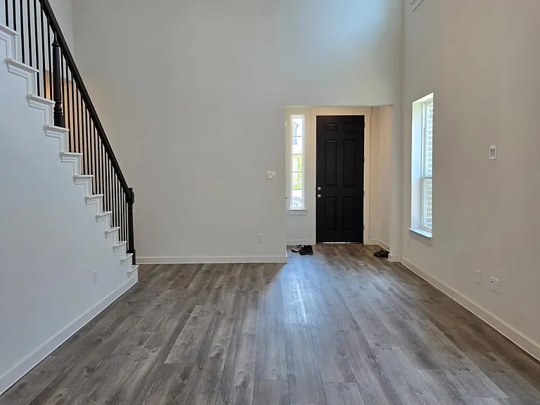 508 Weller Rd — Photo 3
