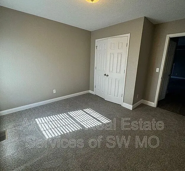 1132 S Ventura Ave — Photo 7
