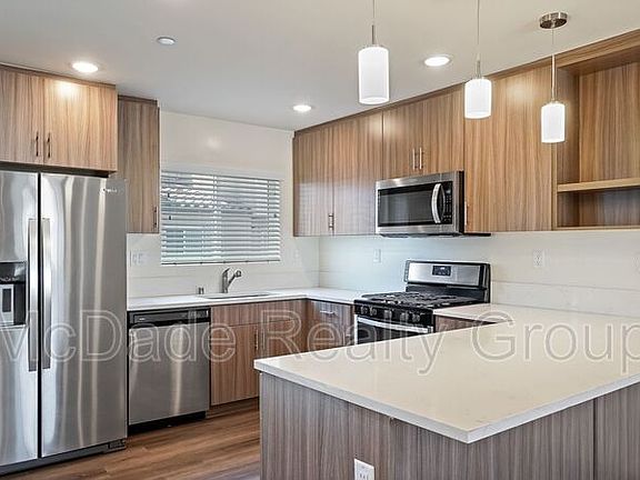 2nd image of 9938 Buena Vista Ave Unit 5