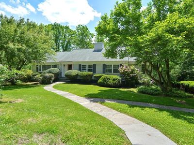 126 Glen Rd, Wellesley, MA, 02481