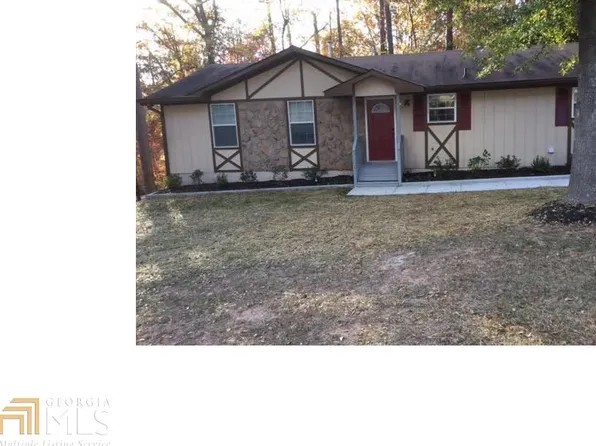 3261 Goldenchain Dr, Lithonia, GA 30038