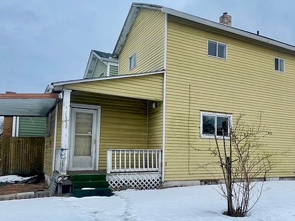 3rd image of 1716 4th Ave