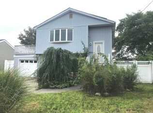 47 Price St, Patchogue, NY 11772