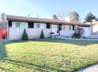 8064 S Willow Stream Dr, Cottonwood Heights, UT 84093