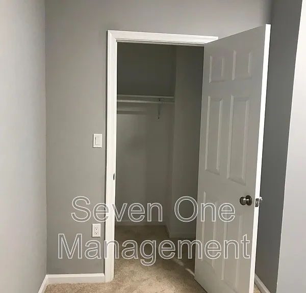 132 Sumac St #2R — Photo 7