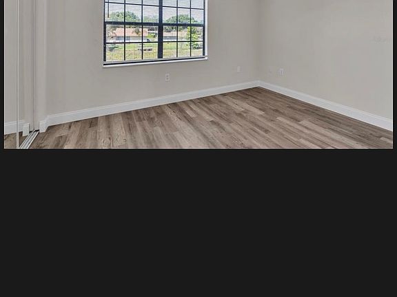 3rd image of 1412 Ridge Lake Ct