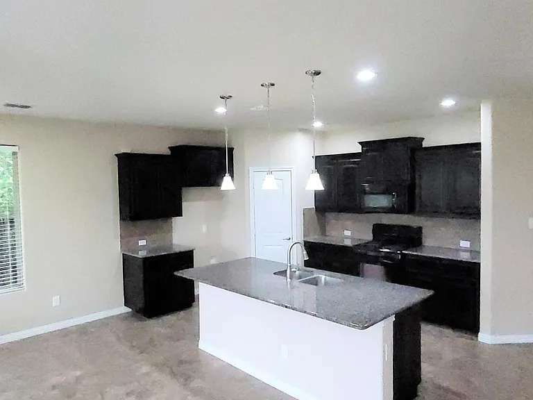1716 Jacona Trl — Photo 6