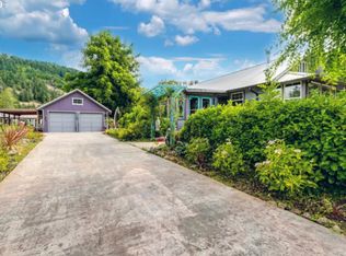38081 Row River Rd, Dorena, OR 97434