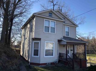 327 W 10th St, Davenport, IA 52803