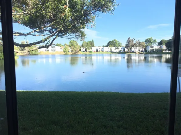 643 N Keene Rd APT B, Clearwater, FL 33755