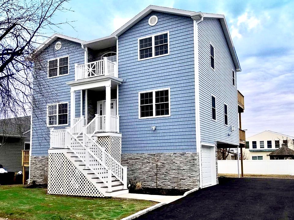 1st image of 615 Miller Ave