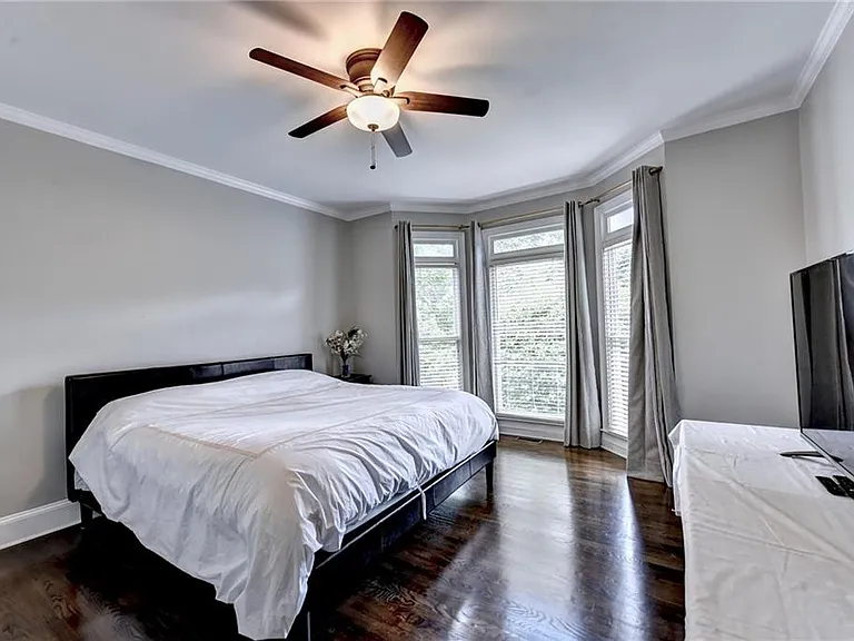 645 Falls Bay Ct — Photo 14