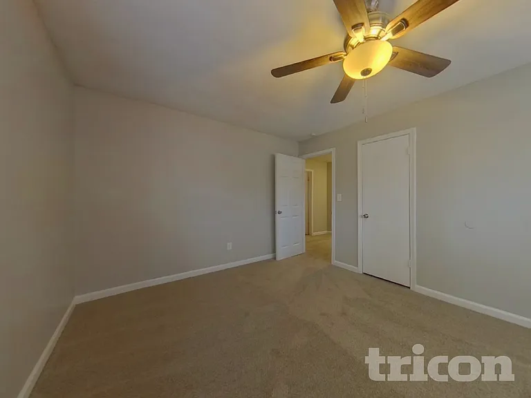 5020 Horton Pl — Photo 9