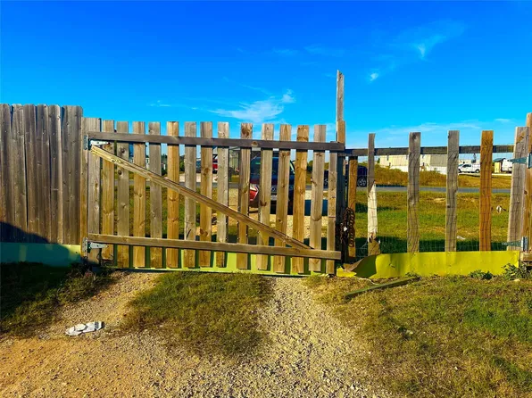 4312 Road 3550, Cleveland, TX 77327