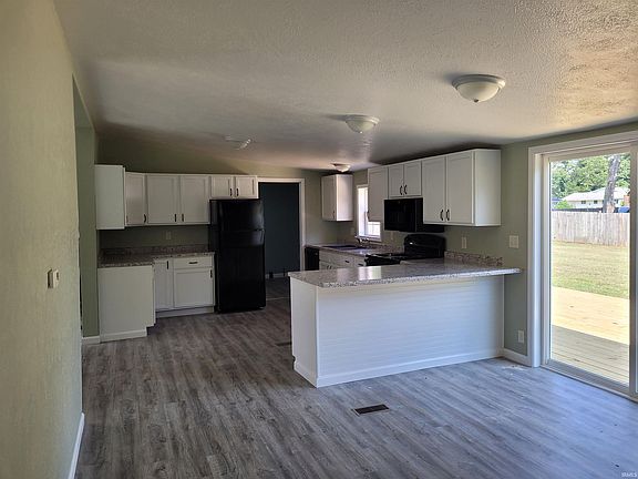 5th image of 55024 2nd Ave