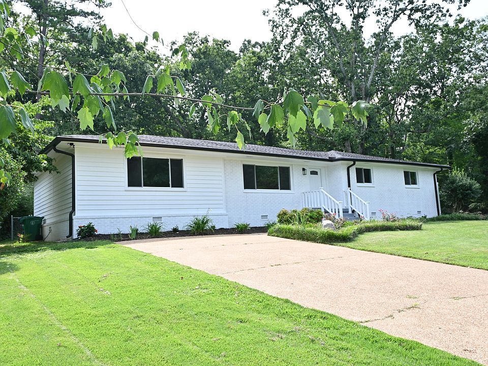 1st image of 801 Merrimac Cir