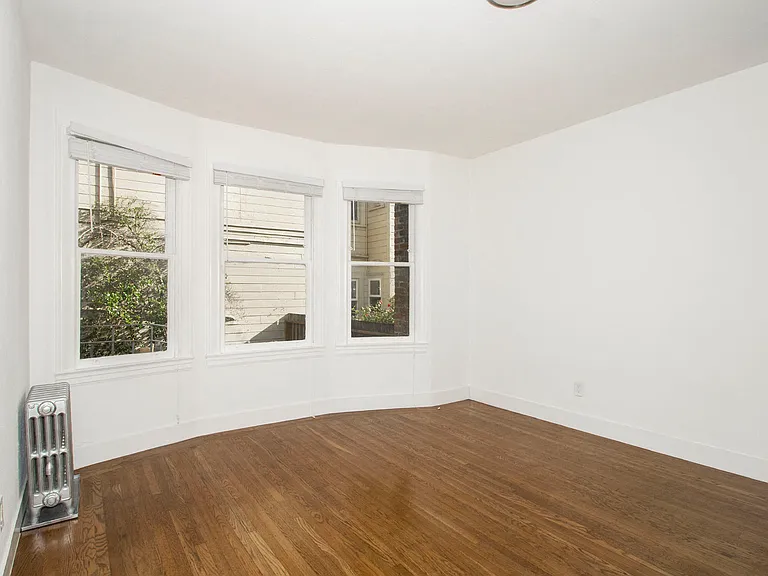 1725 Turk — Photo 14