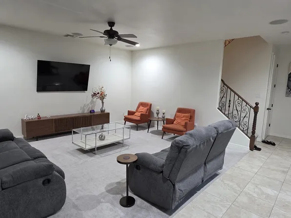 1041 S Annie Ln, Gilbert, AZ 85296