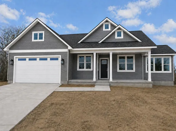 2029 12th St, Manistee, MI 49660