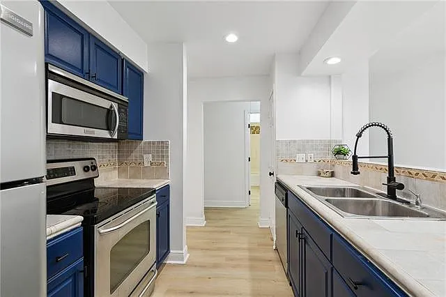 4659 Dart St — Photo 8