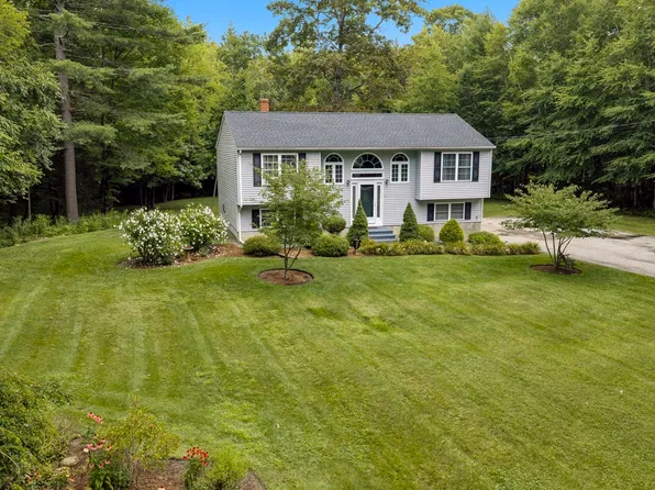 3 Laurel St, Hubbardston, MA 01452