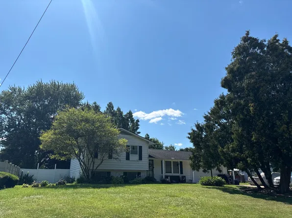 1284 North Rd SE, Warren, OH 44484