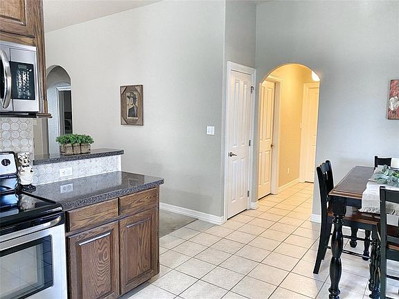 2nd image of 243 Freeman Blvd