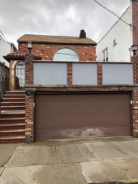 1st image of 132 Bay 13 St