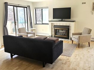 7622 York Ave S APT 1205, Edina, MN 55435