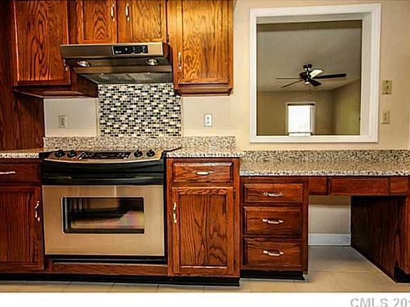 3rd image of 6321 Bevington Pl