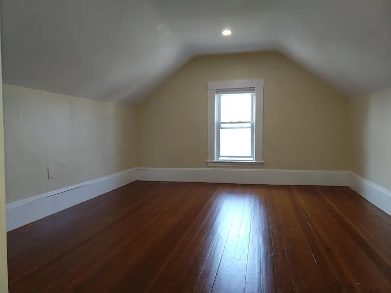 91 Irving St #2 — Photo 7