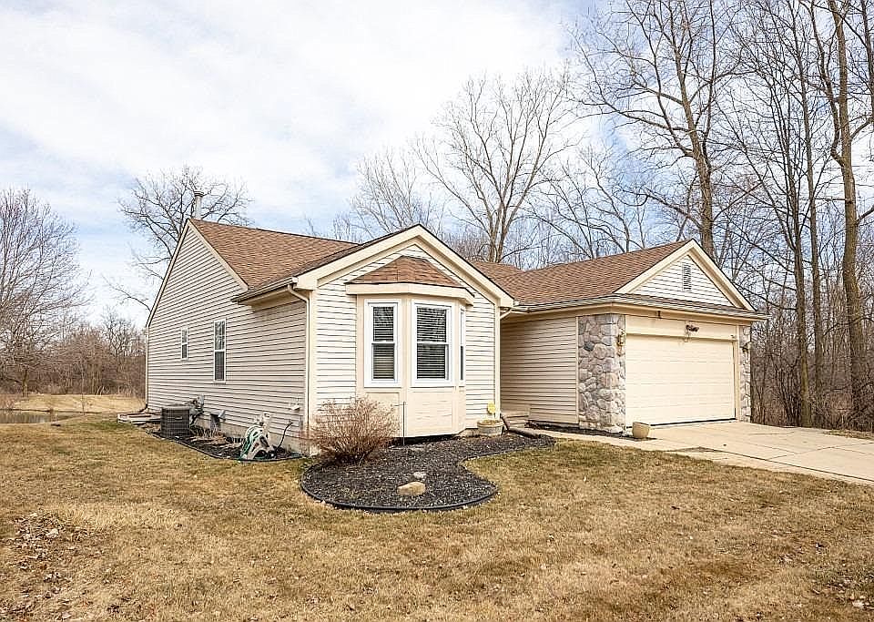 1st image of 7843 Bay Tree Dr