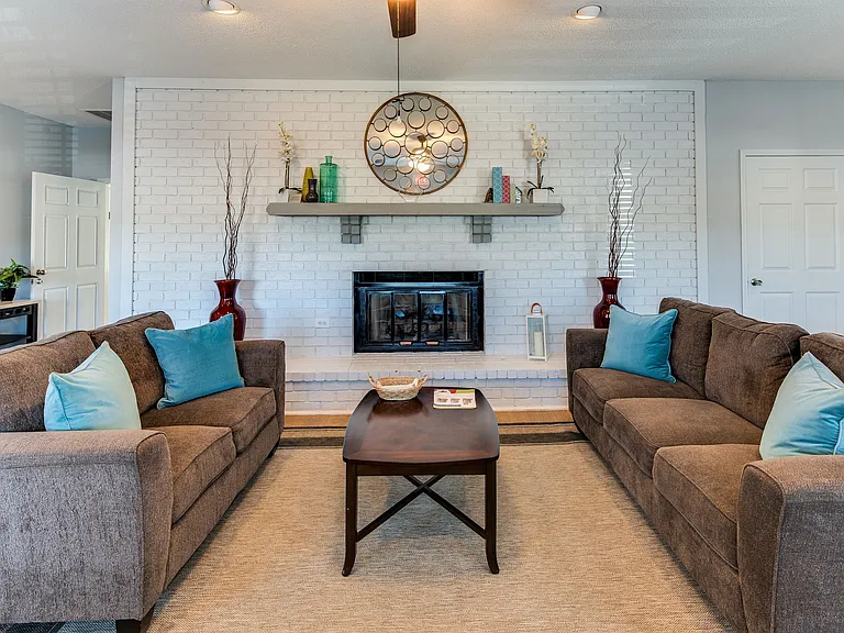 Meadow Wood Apartment Homes — Photo 16
