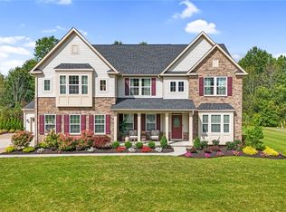 2338 Pendleton Ct, Avon, OH 44011